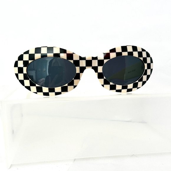 Versace Accessories - VINTAGE! Gianni Versace sunglasses